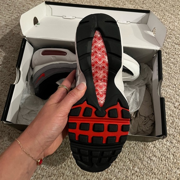 Nike Air Max 95 in Smoke Grey - Picture 8 of 12